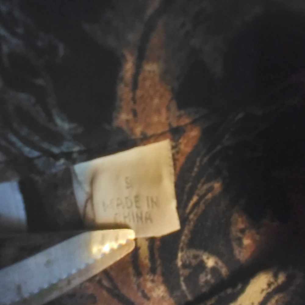 New York & Co Elegant Paisley Women's Top Ruffled Size S. Office Workwear Trip - Picture 8 of 11